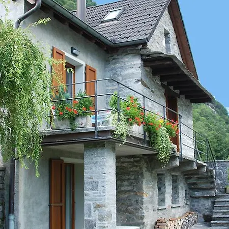 Casa Fontanella Feriehus *